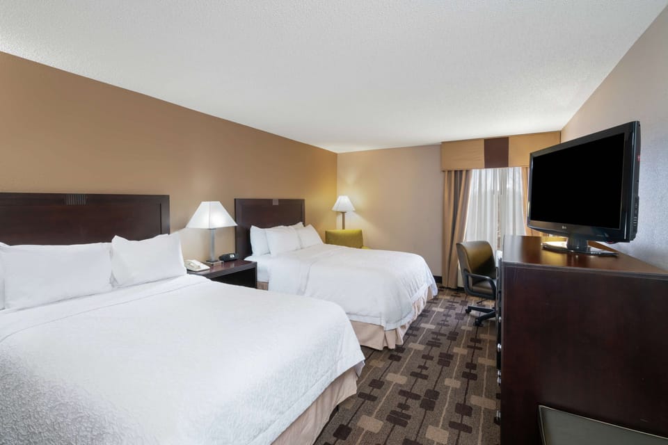 Premium bedding, iron/ironing board, cribs/infant beds, free WiFi