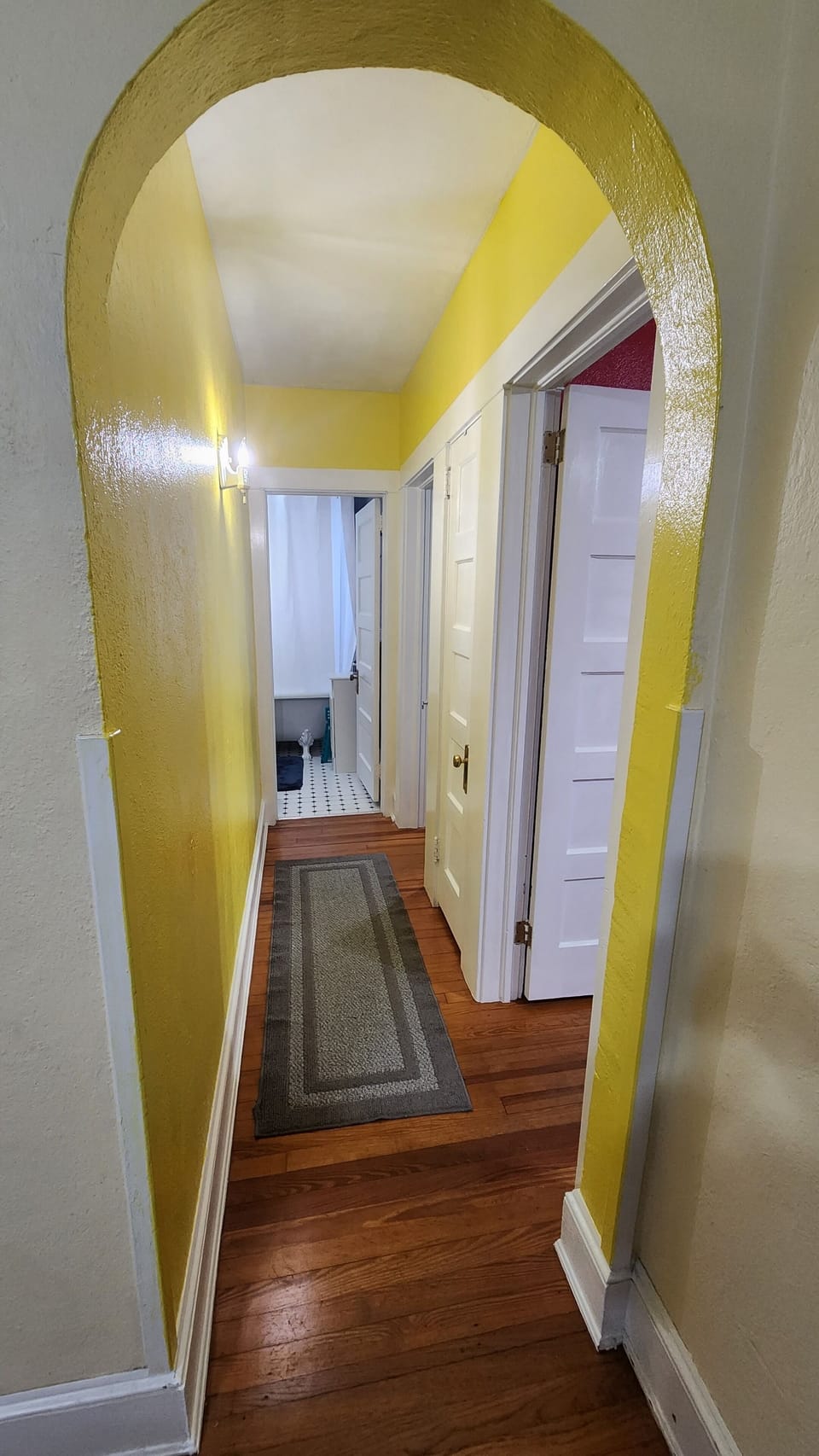 Bedroom / Bathroom Hallway