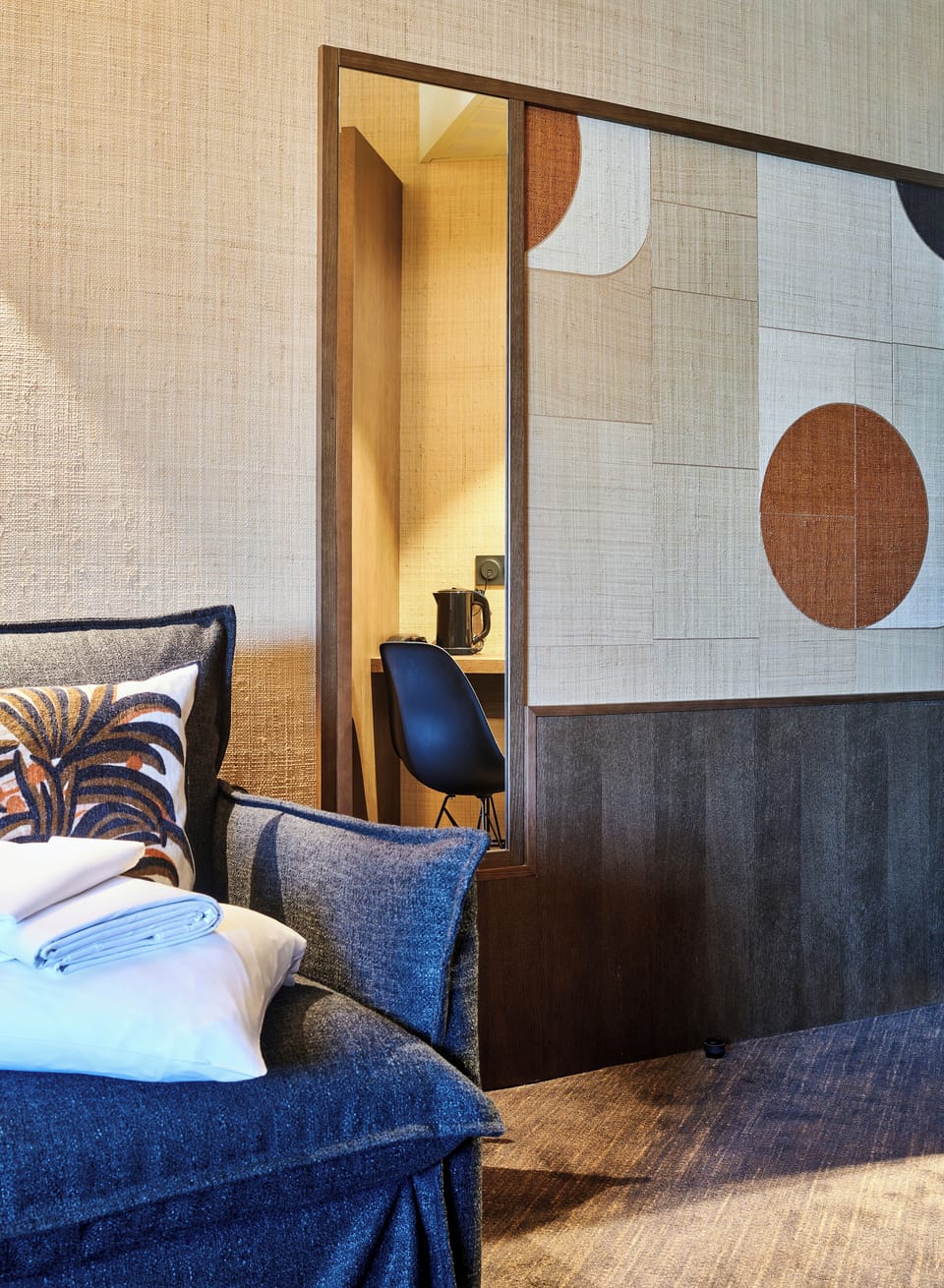 Suite, 1 King Bed with Sofa bed, Sea View | Pillowtop beds, in-room safe, desk, blackout drapes