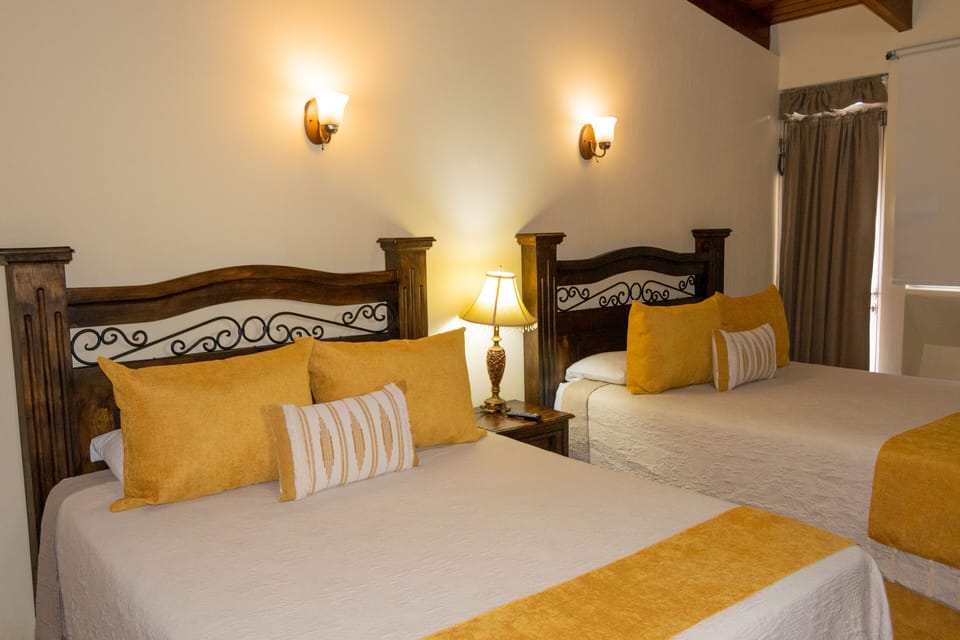 Deluxe Double Room | Free WiFi, bed sheets