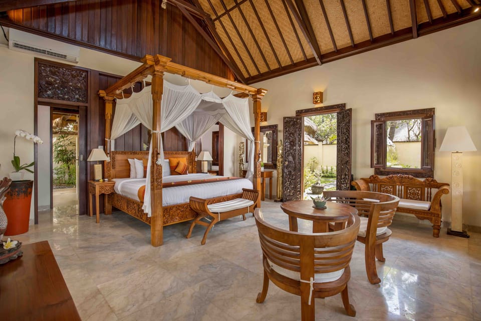 Luxury Villa | Premium bedding, minibar, in-room safe, blackout drapes