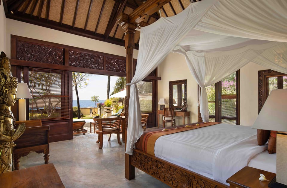 Luxury Villa | Premium bedding, minibar, in-room safe, blackout drapes