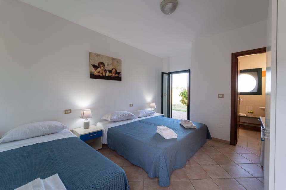Classic Triple Room, Ensuite | Interior