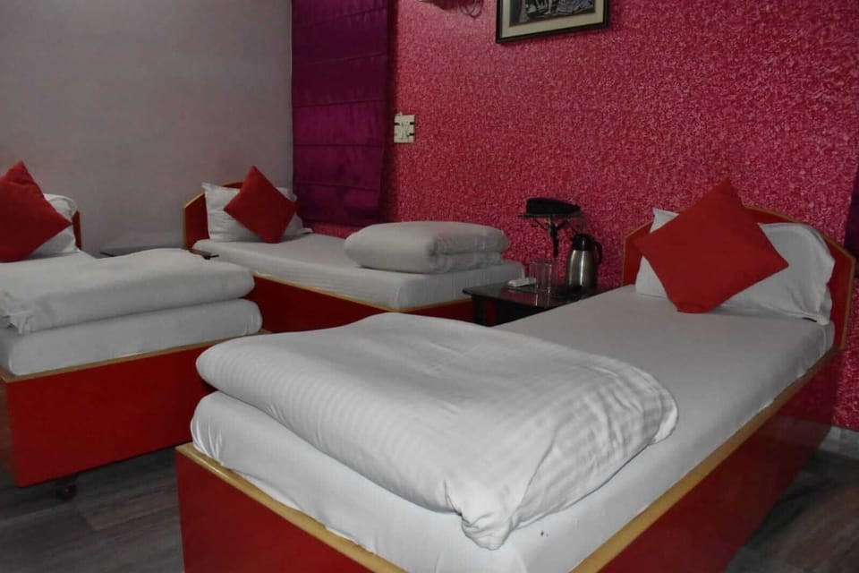 Deluxe Triple Room | Free WiFi