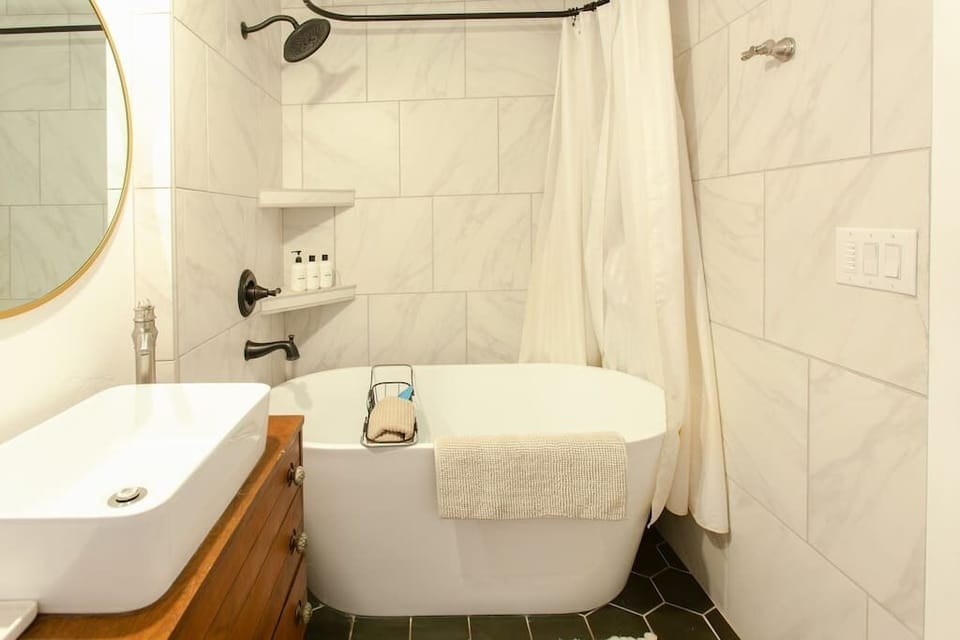 Spa Tub