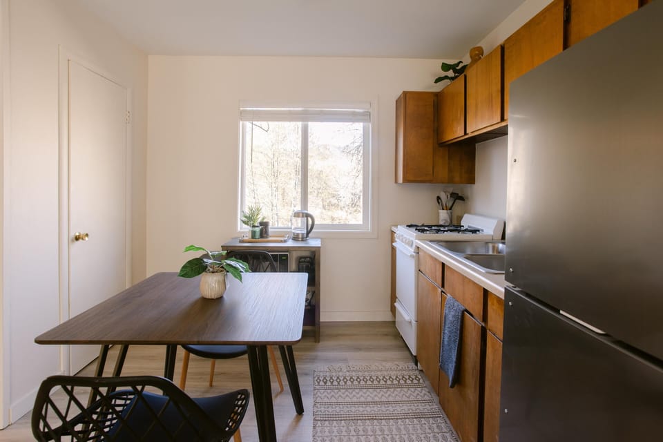 Immaculately clean and wonderfully spacious – a perfect place to unwind!