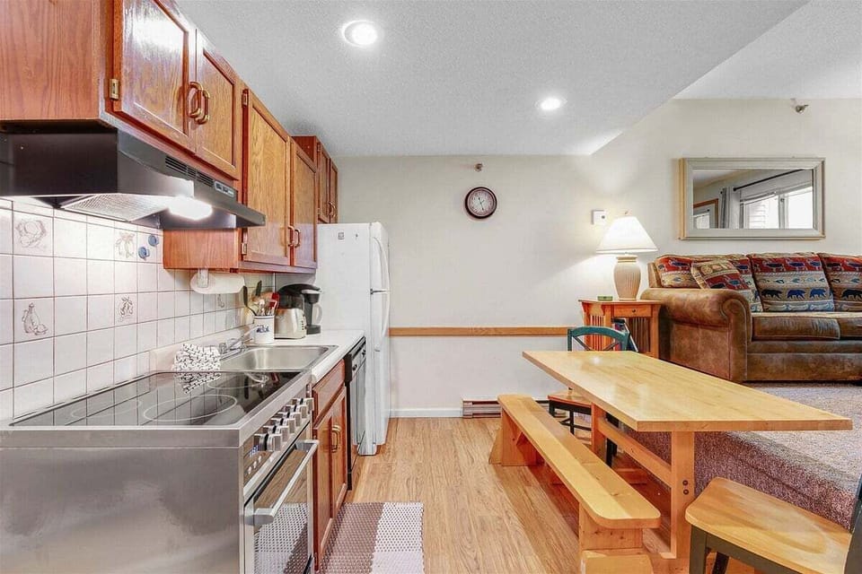 Kitchen/dining area