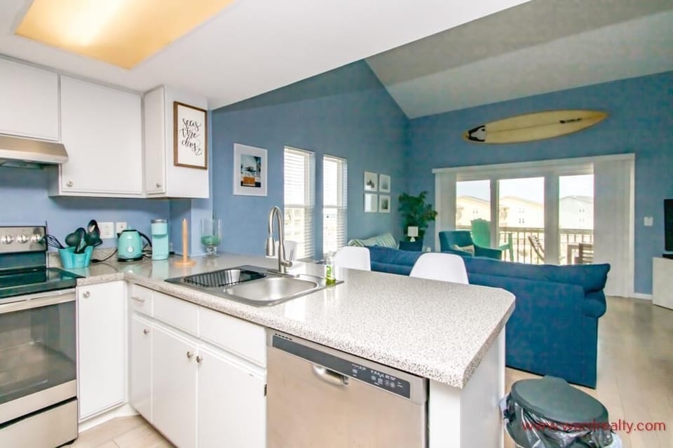 Kitchen II
