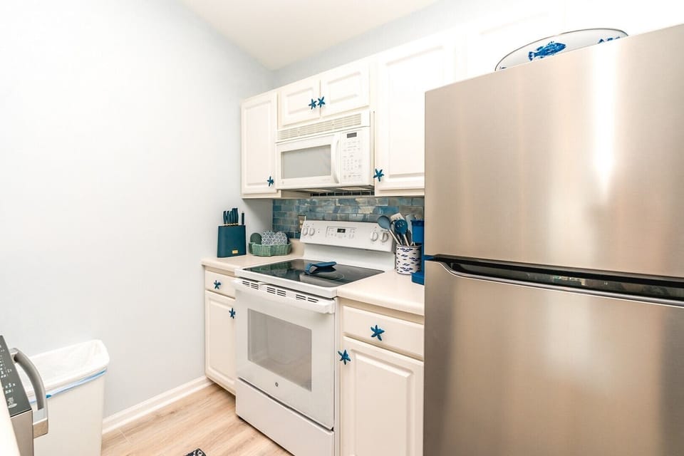 16           Kitchen III