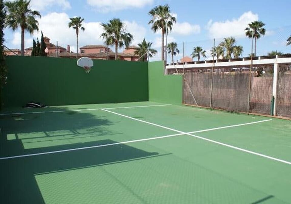 Sport court