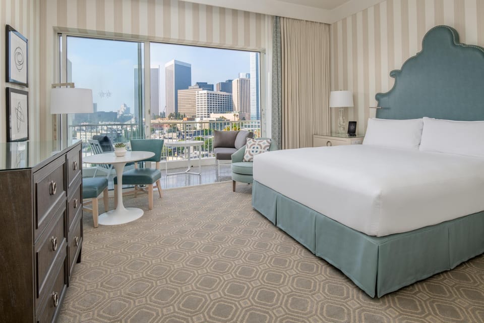 Premium bedding, pillowtop beds, minibar, in-room safe