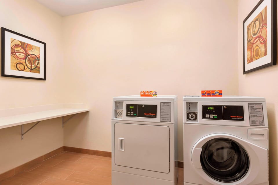 Fairfield Inn & Suites Houston Humble Hotel in Humble