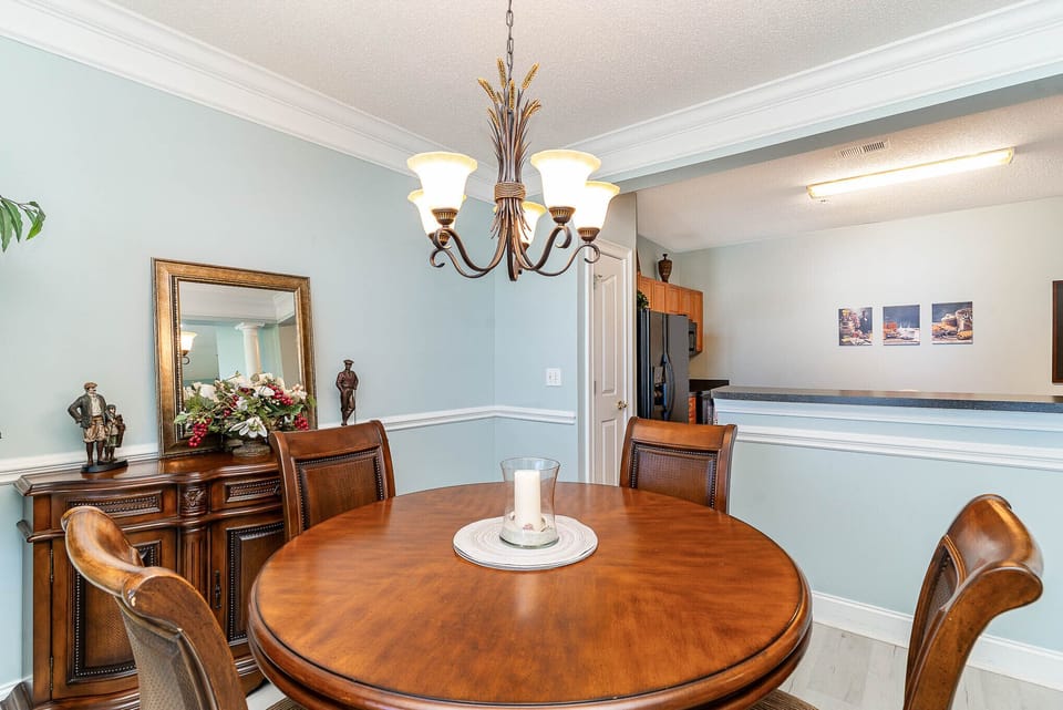 Dining Room Area