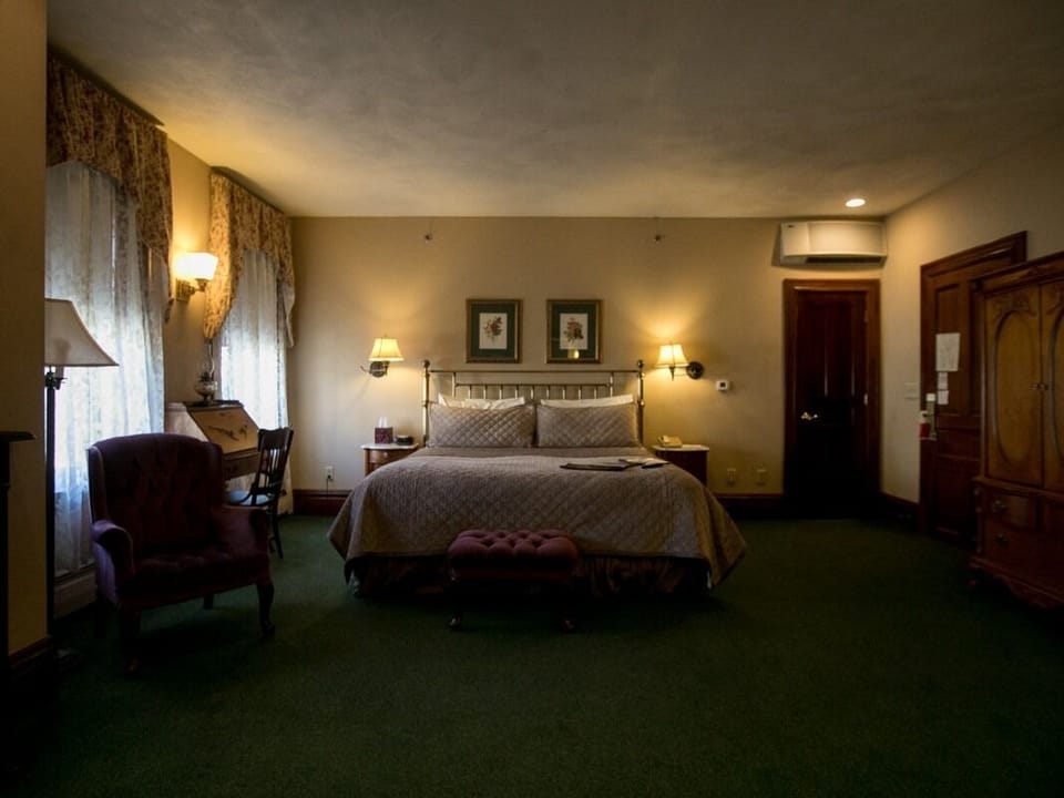 Standard Double Room, Ensuite (24)