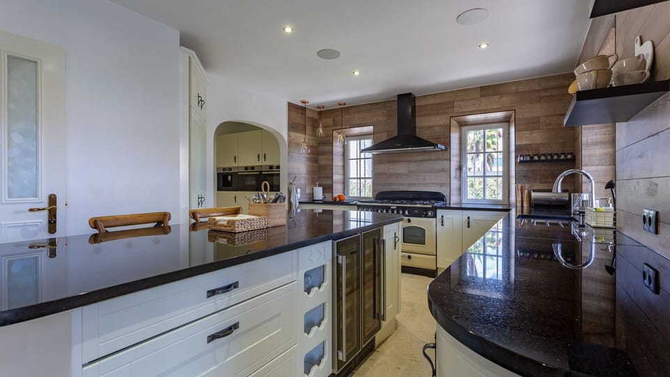 Kitchen area