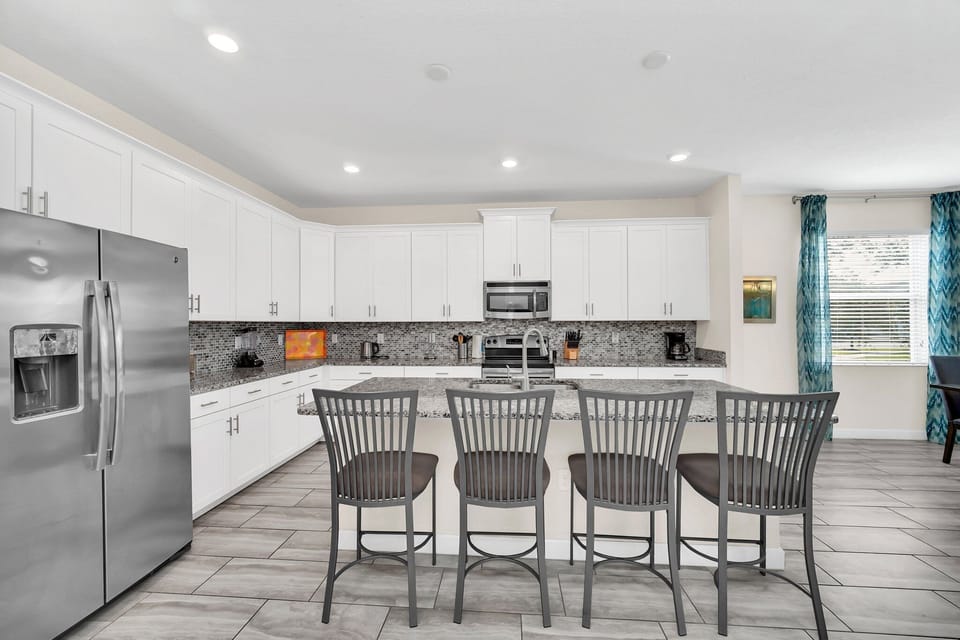 4710 Kings Castle Cir_06.1 (1).jpg