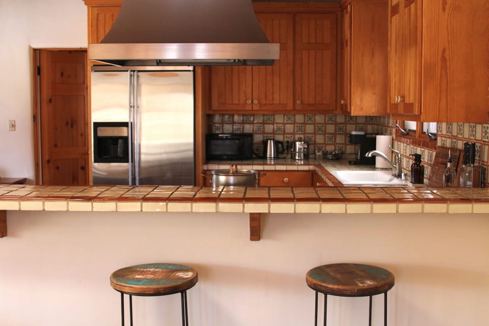 La Casita | Private kitchen | Coffee/tea maker, mini-fridge, shared microwave, electric kettle