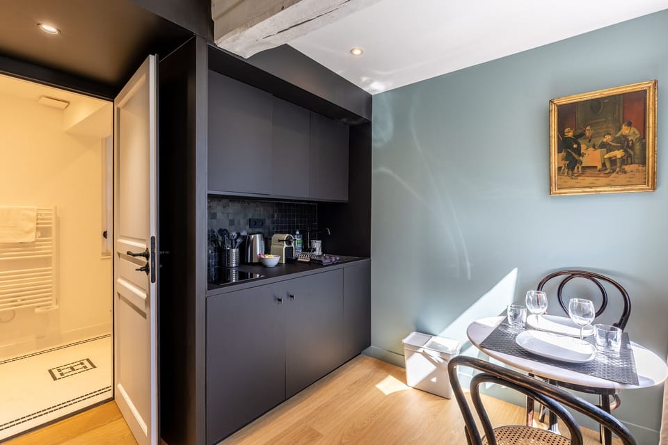 Little Kitchen equipped 