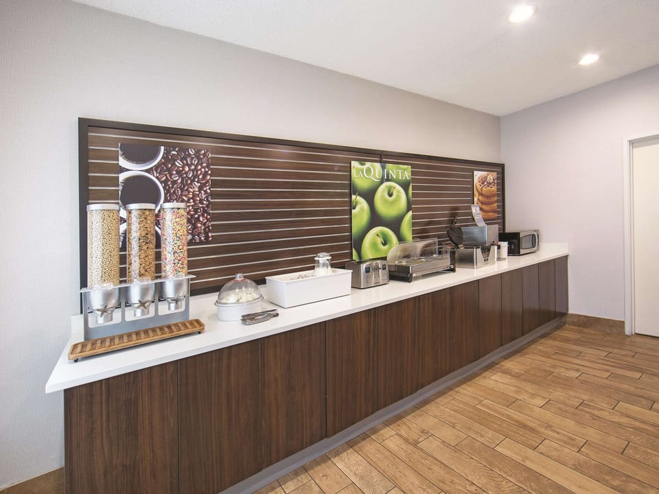 Free daily self-serve breakfast