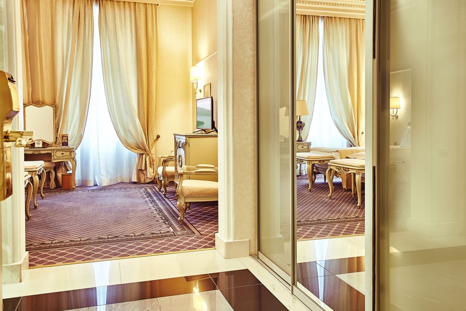 1 bedroom, minibar, in-room safe, desk