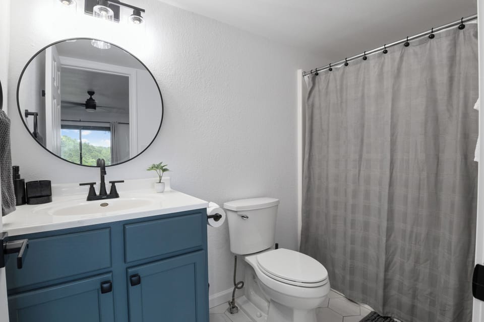 Bathroom 4