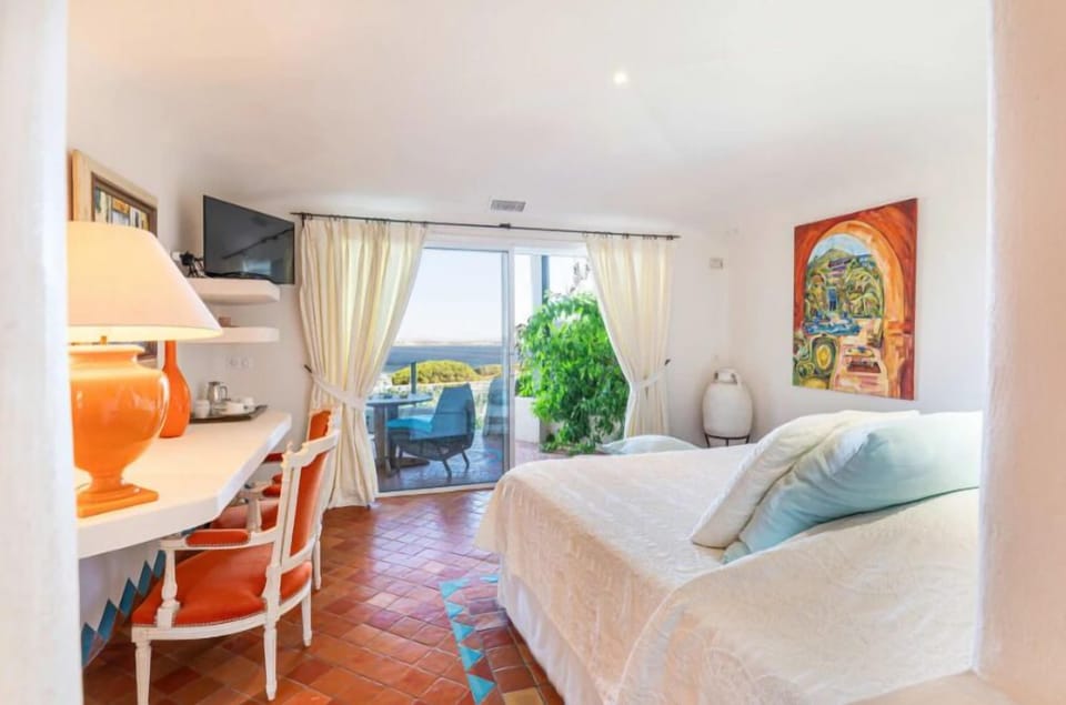 Grand Suite, Sea View | Free minibar, individually furnished, desk, laptop workspace