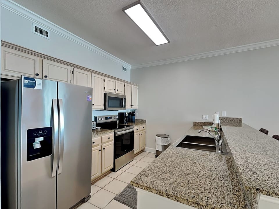 Fully Equipped Kitchen with Stainless Steel Appliances