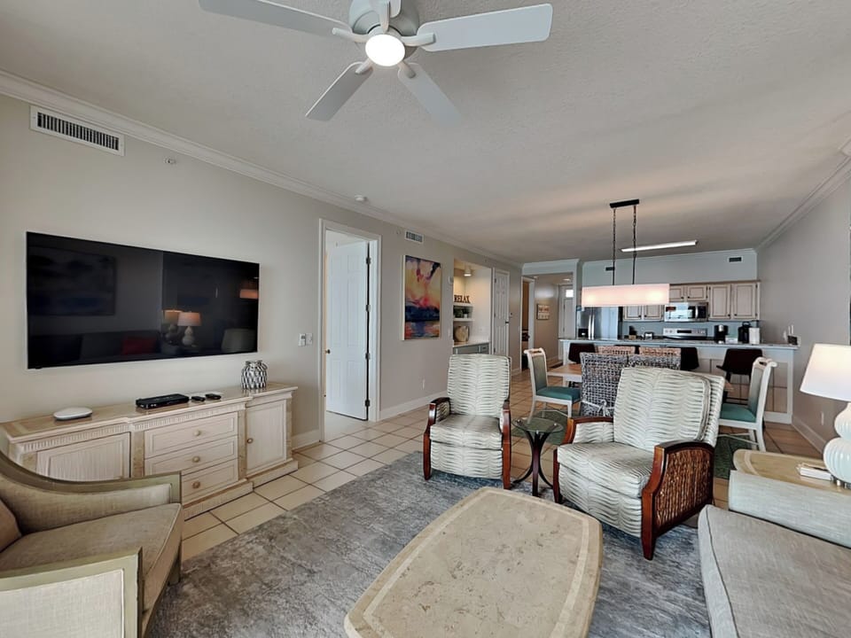 Living Area - Smart TV