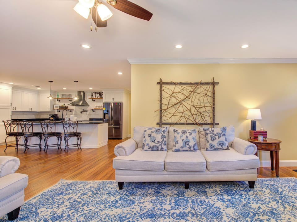 Studio (4 Bedrooms) | Property amenity