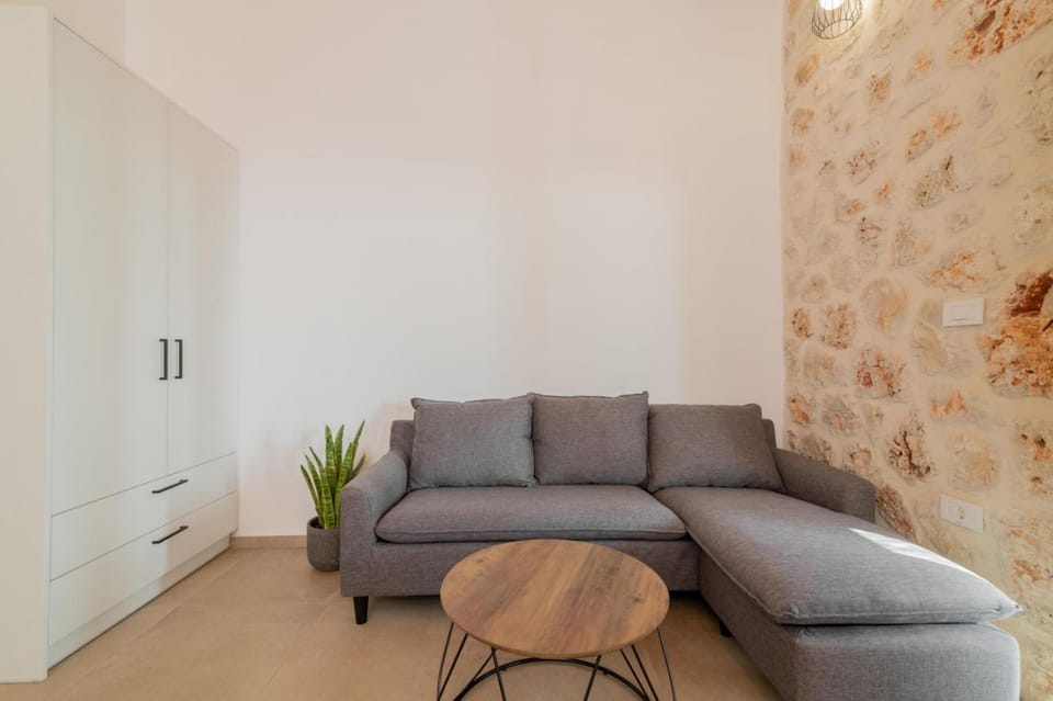 House, Smoking | 1 bedroom, soundproofing