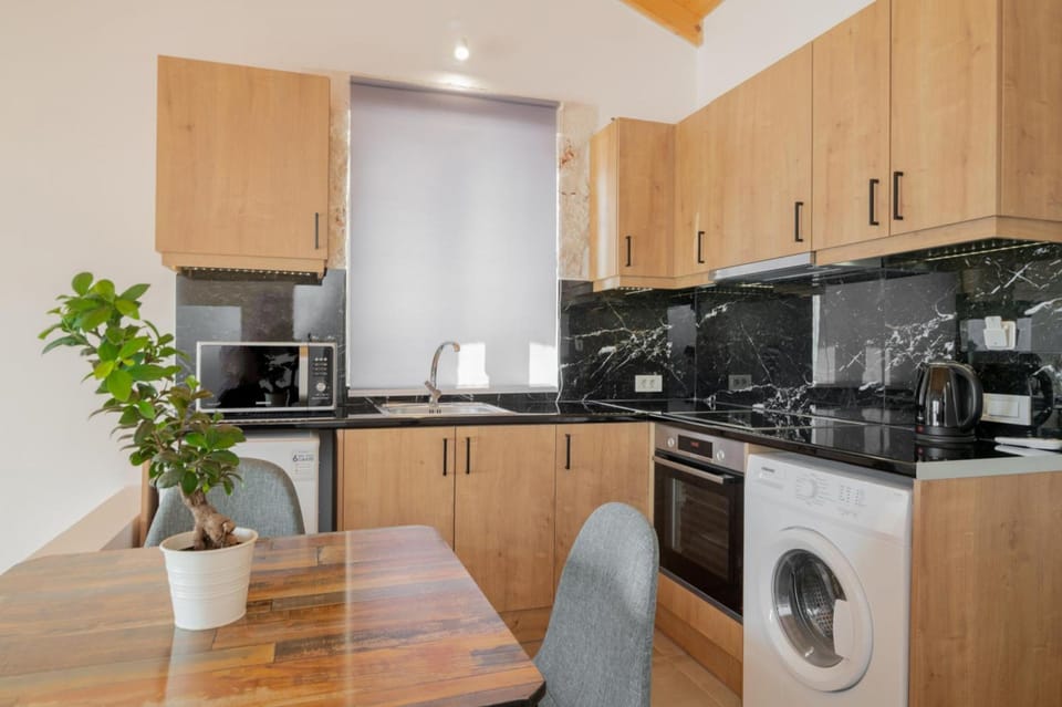 House, Smoking | 1 bedroom, soundproofing