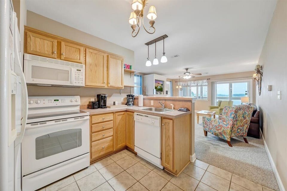 Kitchen (2)