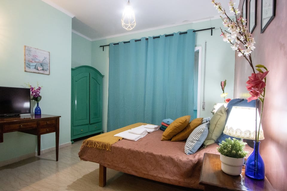 Hypo-allergenic bedding, individually decorated, individually furnished