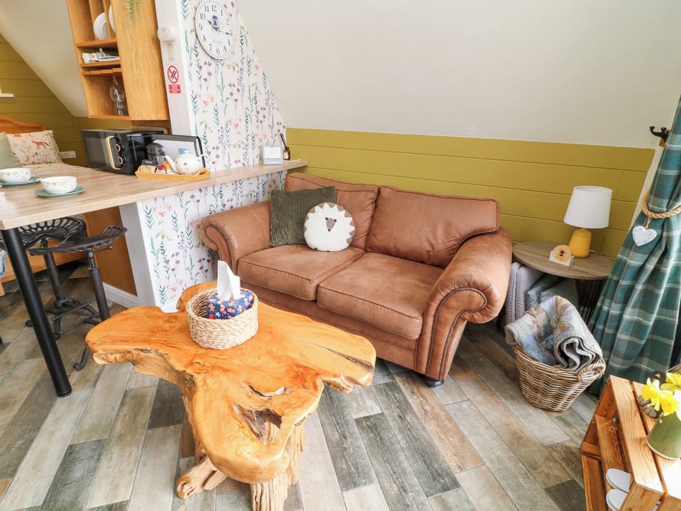 Cottage | Living area