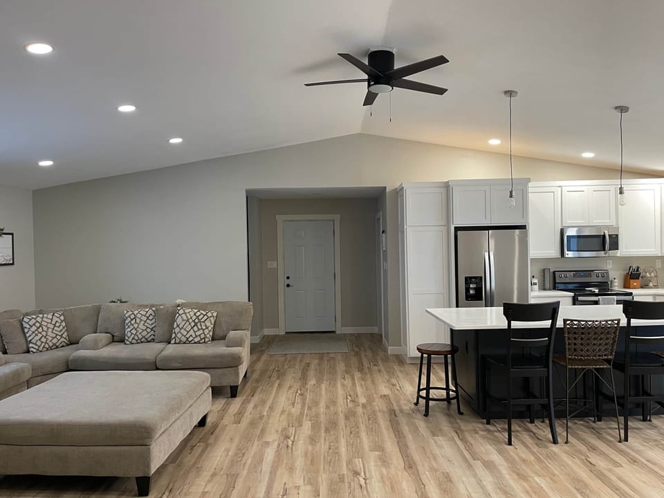 Living/Kitchen