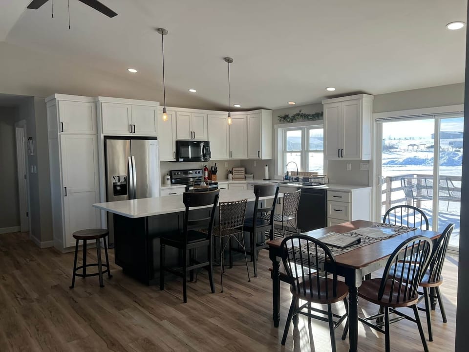 Kitchen/Dining Room
