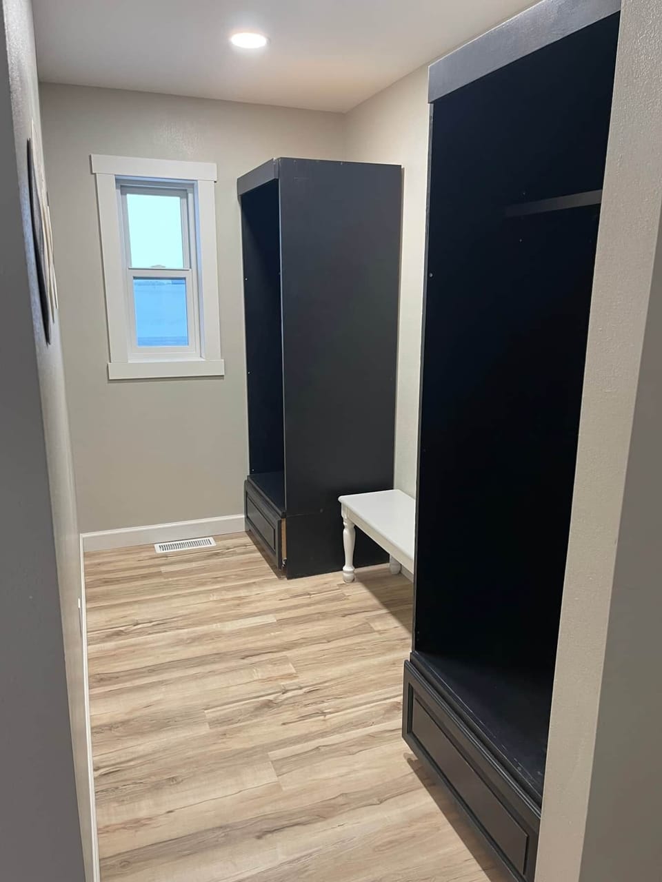 Entry Storgage/Closet
