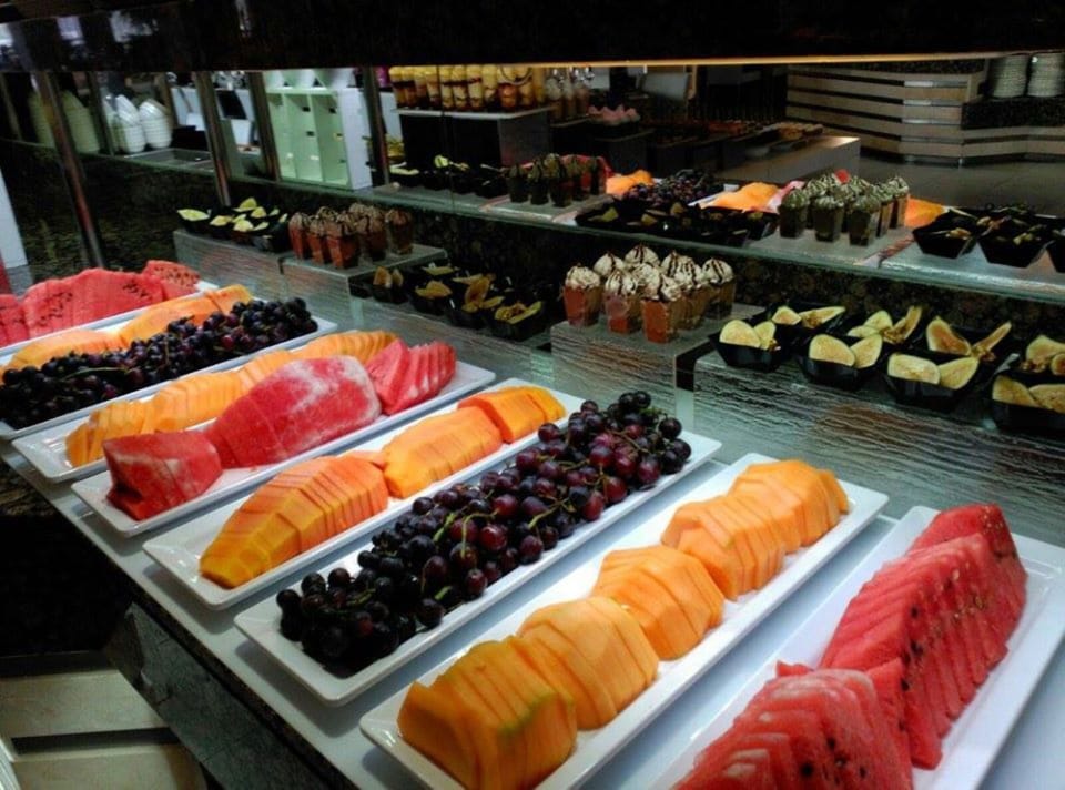 Daily buffet breakfast for a fee