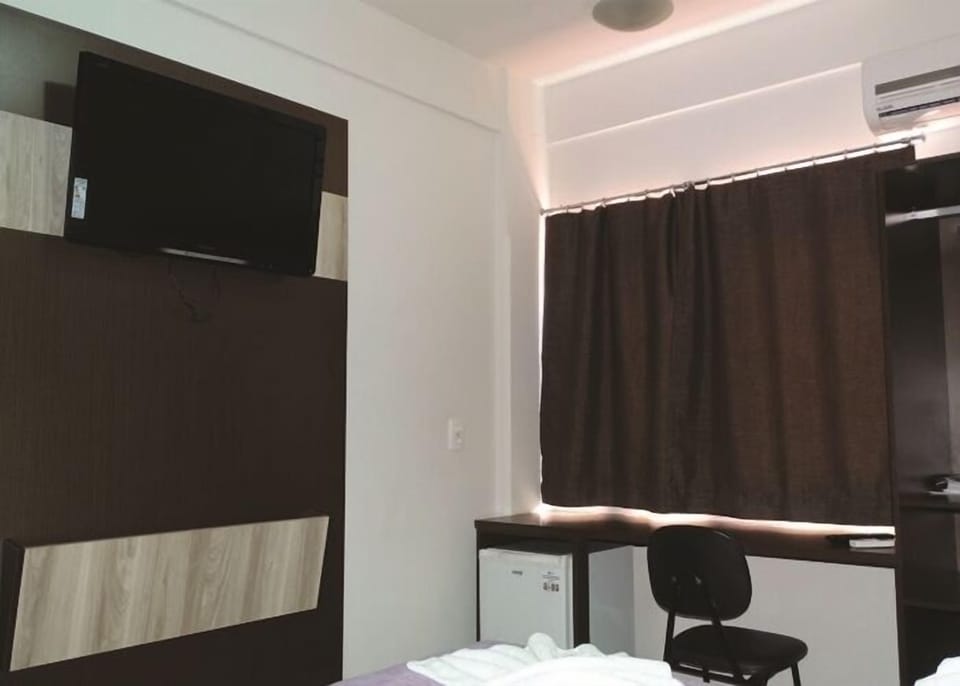 Minibar, in-room safe, desk, blackout drapes