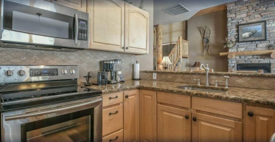 House (Family-friendly 3 Bedroom Vacation Re) | Exterior