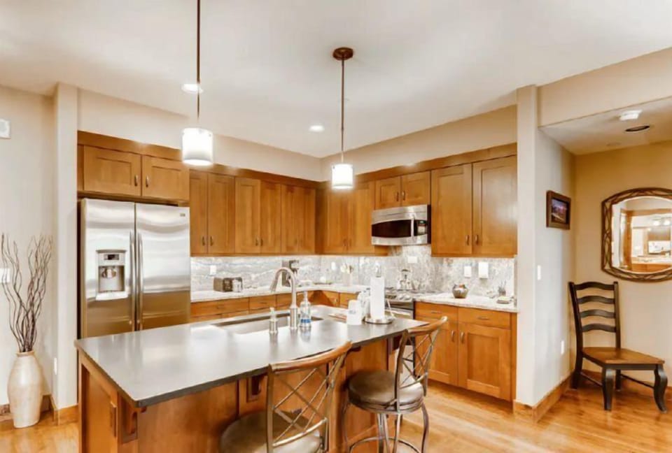 Condo (Luxury 2 Bedroom Mountain Vacation Re) | Exterior
