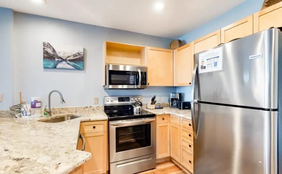 Condo (River Run Village 1 Bedroom Renovated) | Exterior