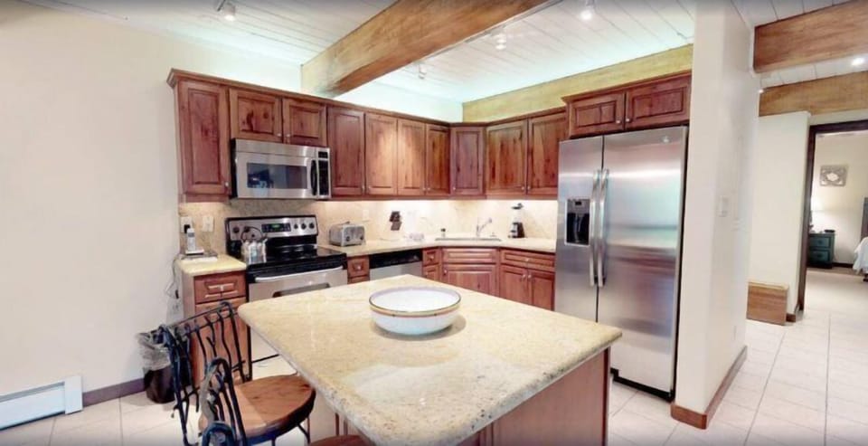 Condo (Warm and Cozy 3 Bedroom Ski In, Ski O) | Private kitchen | Fridge, cookware/dishes/utensils