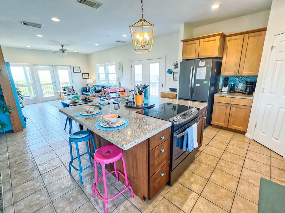 Open concept as you walk in!