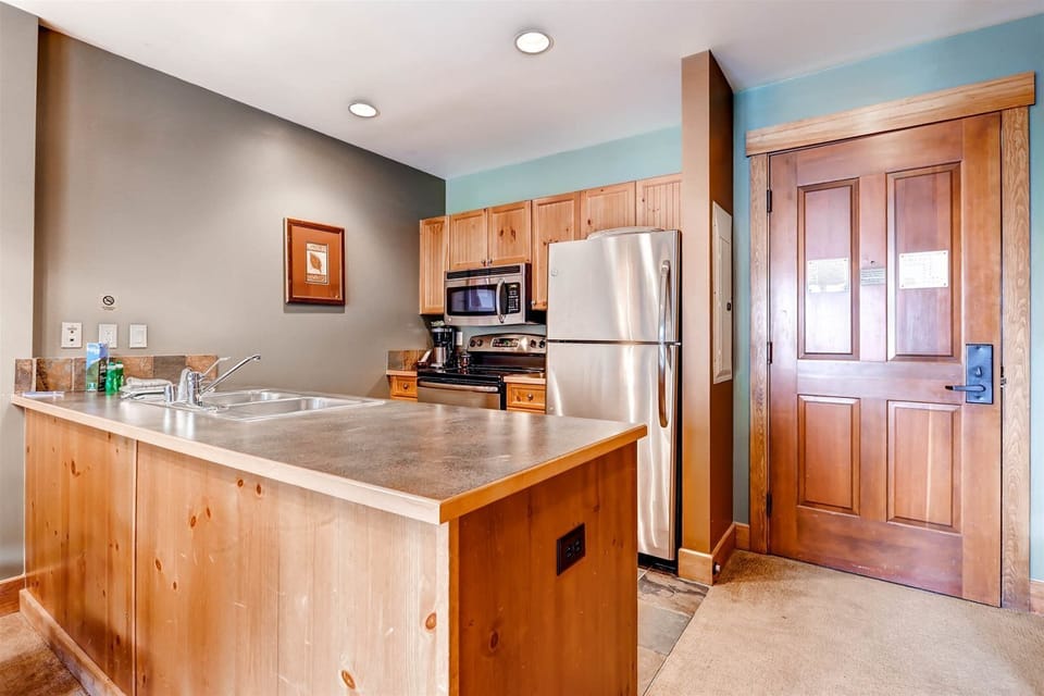 Condo (Beautiful 1 Bedroom Mountain Condo in) | Exterior