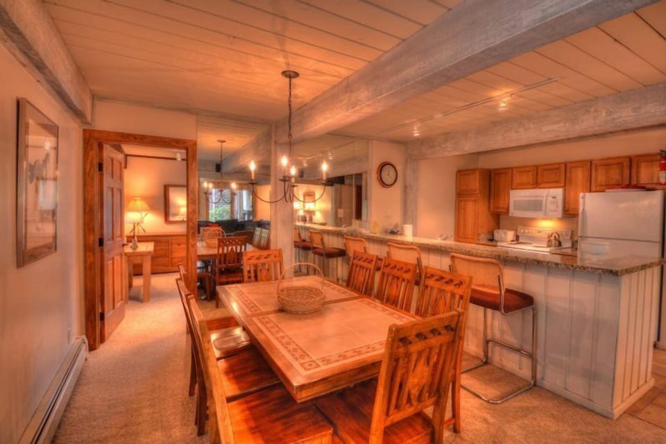 Condo (Comfortable and Convenient Ski In, Sk) | Exterior