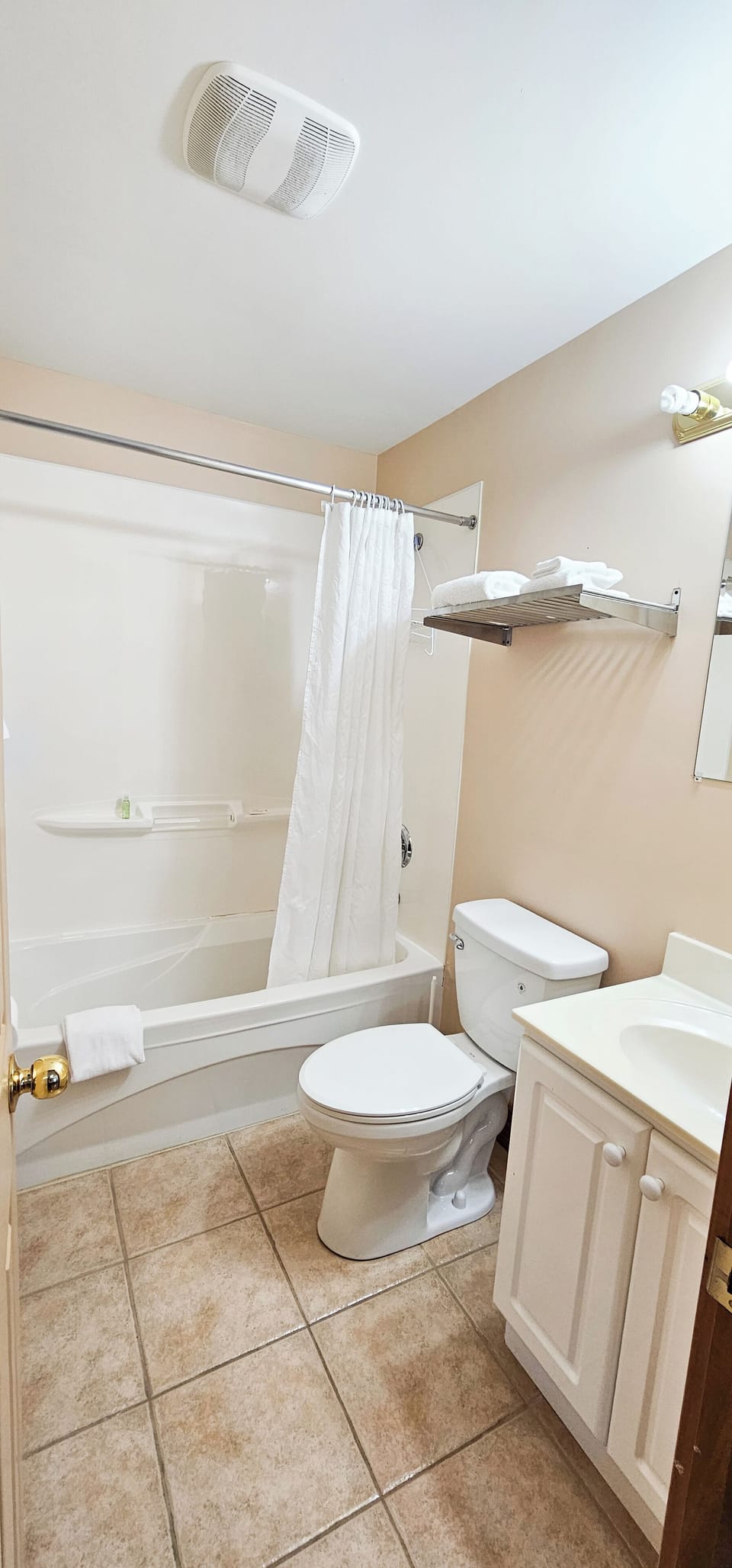 Free toiletries, hair dryer