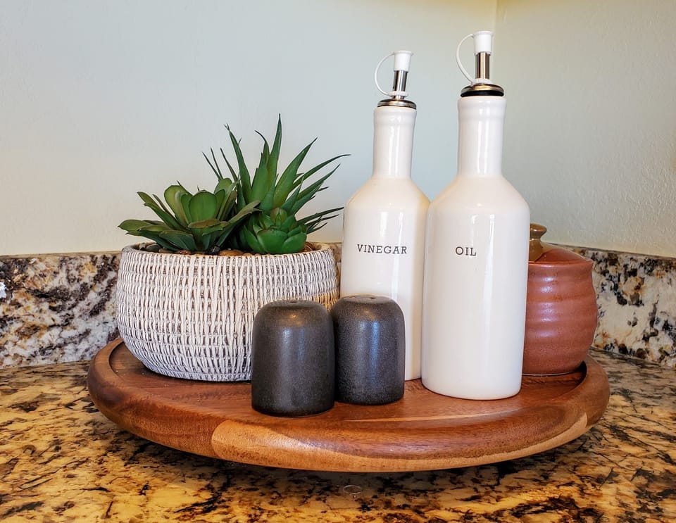 Cozy kitchen details. 