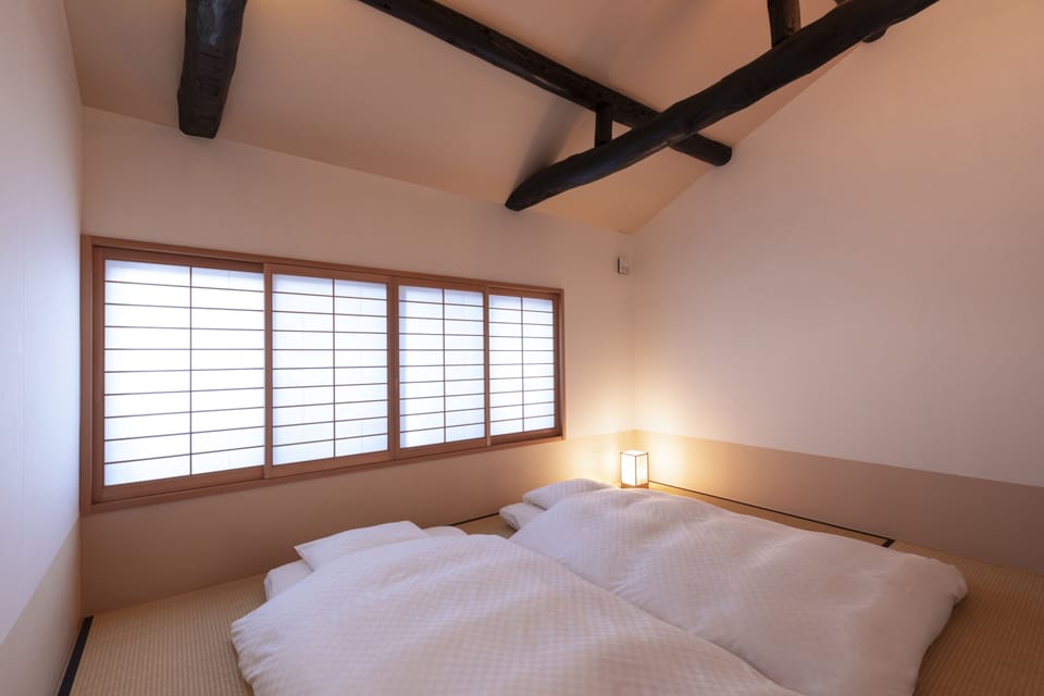 Basic Suite | 2 bedrooms, desk, free WiFi, bed sheets