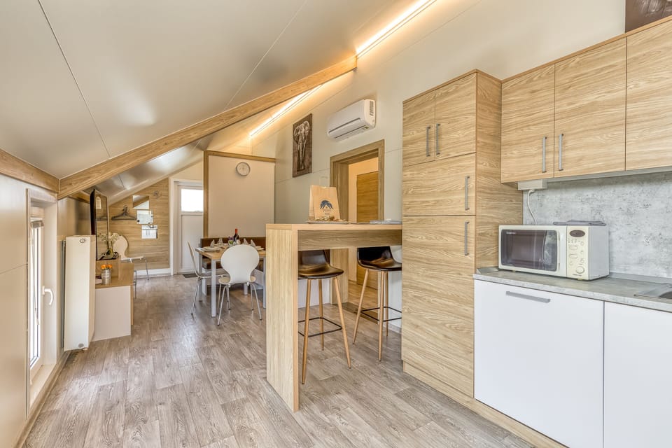 Kitchen and dining area